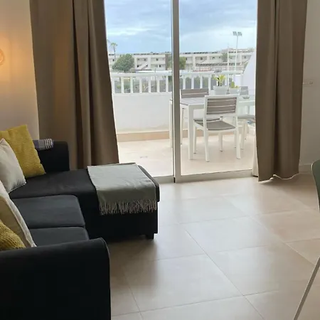 Pura Vida * كوستا تاغيسي